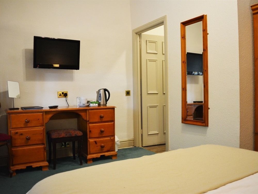 Swan & Talbot Inn Wetherby Extérieur photo