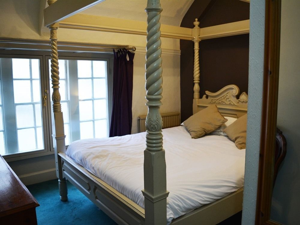 Swan & Talbot Inn Wetherby Extérieur photo