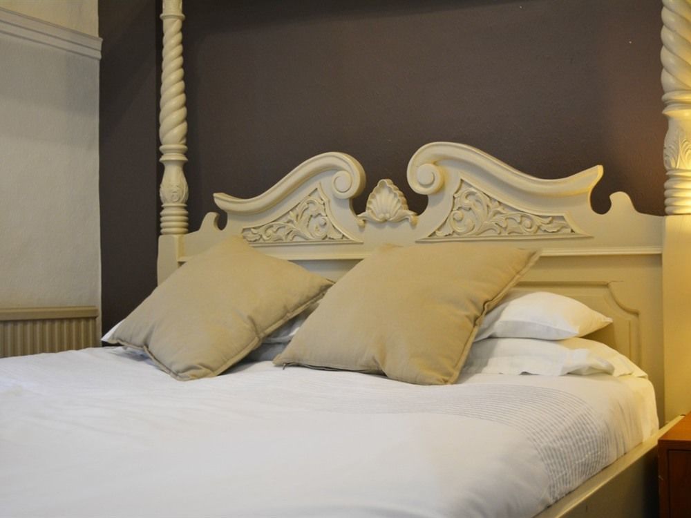 Swan & Talbot Inn Wetherby Extérieur photo