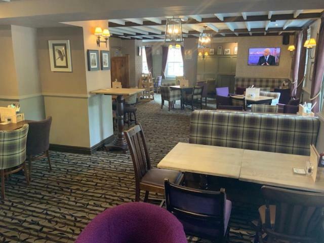 Swan & Talbot Inn Wetherby Extérieur photo