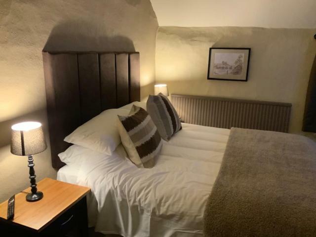 Swan & Talbot Inn Wetherby Extérieur photo